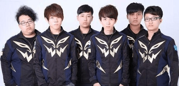 巨蛇女王来 巨蛇女王来